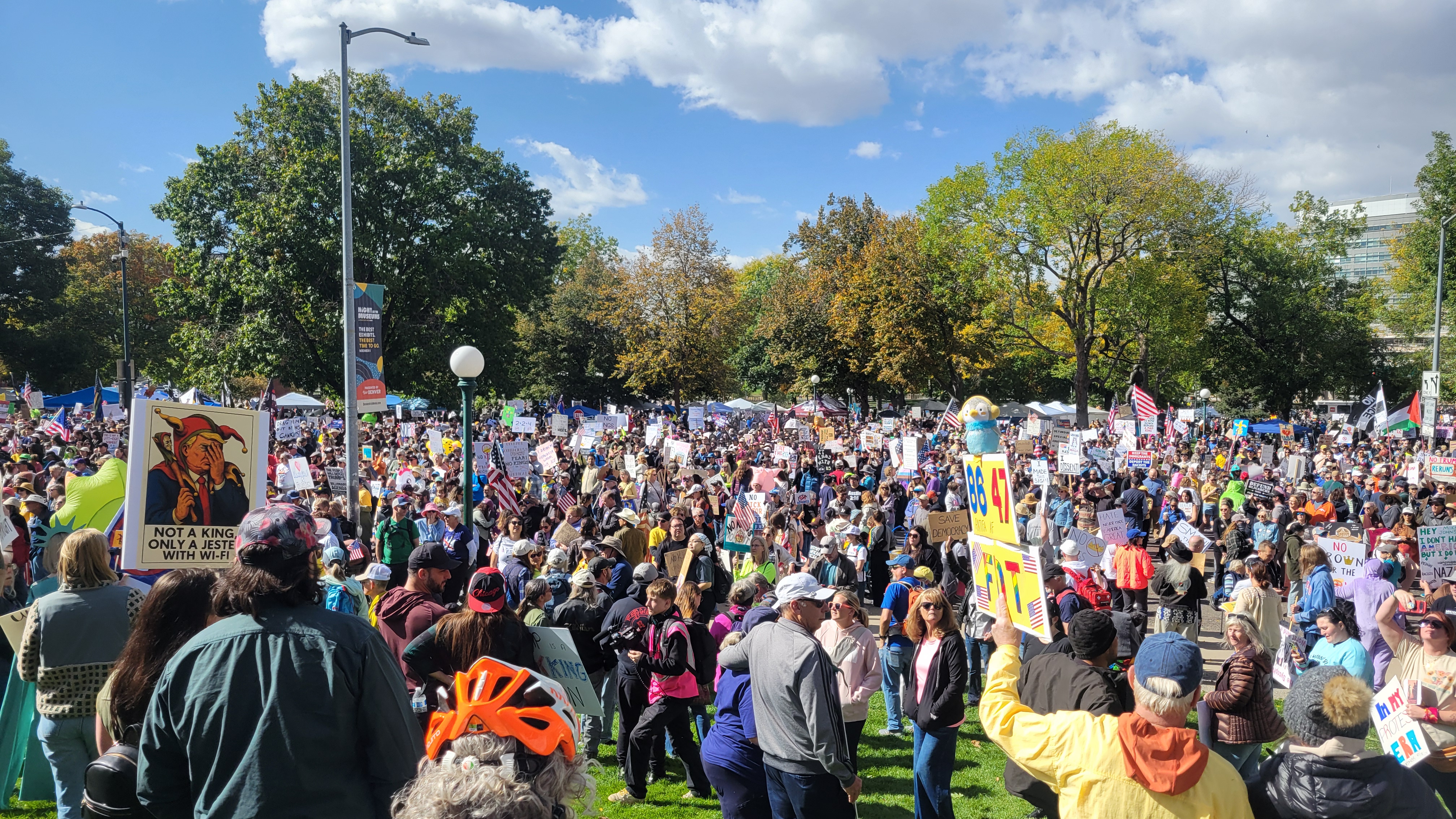 10-18-2025 crowd04.jpg